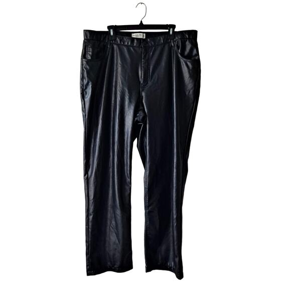 ABERCROMBIE Curve Love Vegan Leather 90s Straight Pant 35 20 ultra high rise - Picture 6 of 14